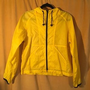 EUC. GAP Raincoat. Size M
